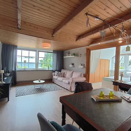 Apartment Hinz - Gemuetliche Fuer 2 Personen Mit Modernem Bad *